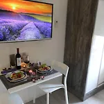 Timeless City Center Apartments