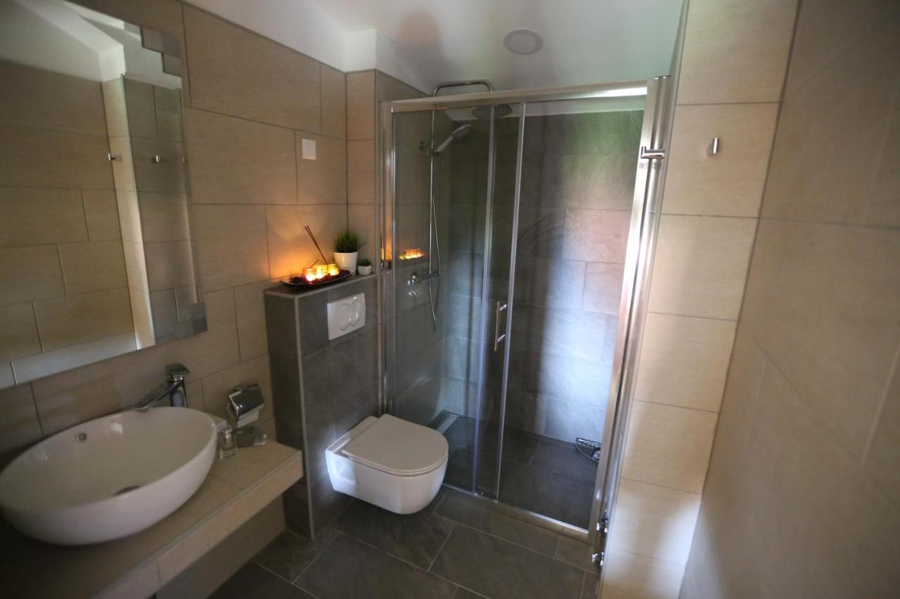 Timeless City Center Apartment
